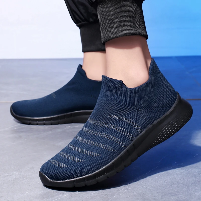 2022 New Men Running Sneakers Lightweight Casual Sport Shoes Mens 39-46 Comfortable Breathable Knit Socks Outdoor Male Sneakers