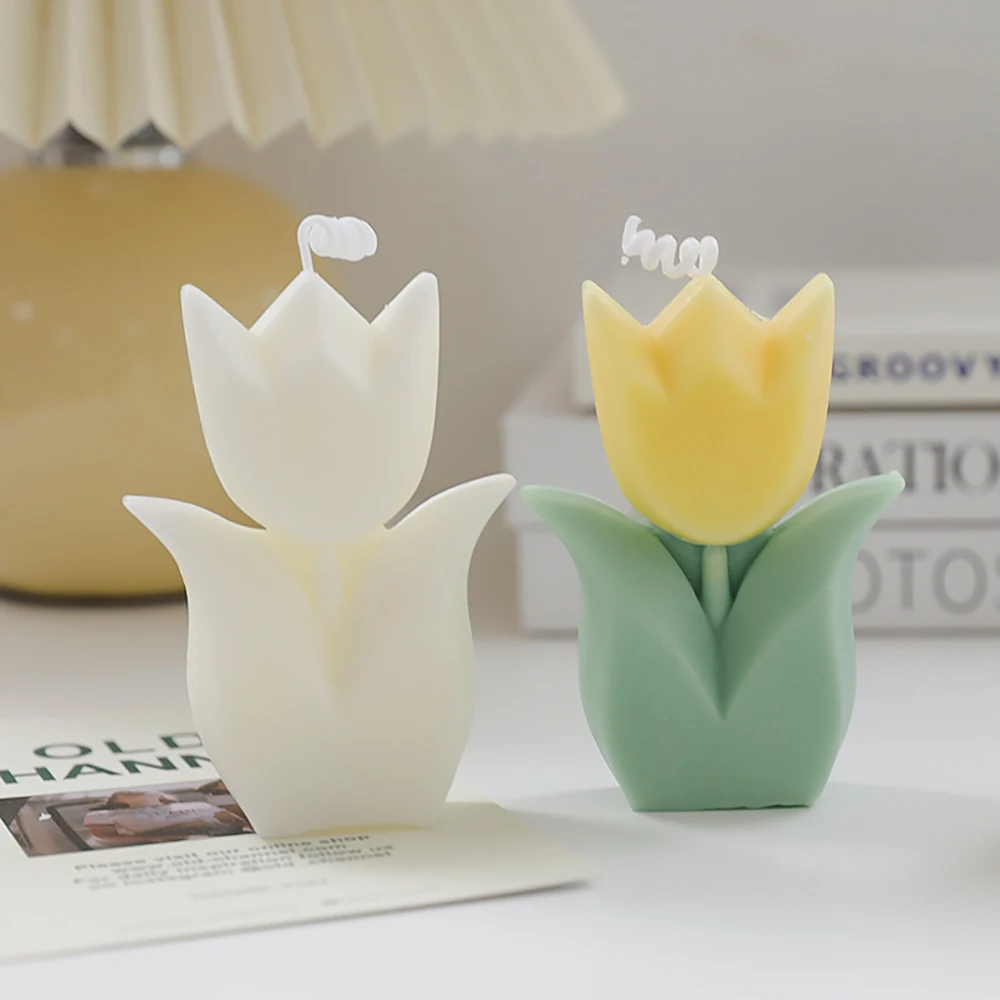 

Creative Home Use Flower Shape Party Soy Bean Scented Rubik's cube Cute Colored Square Candle
