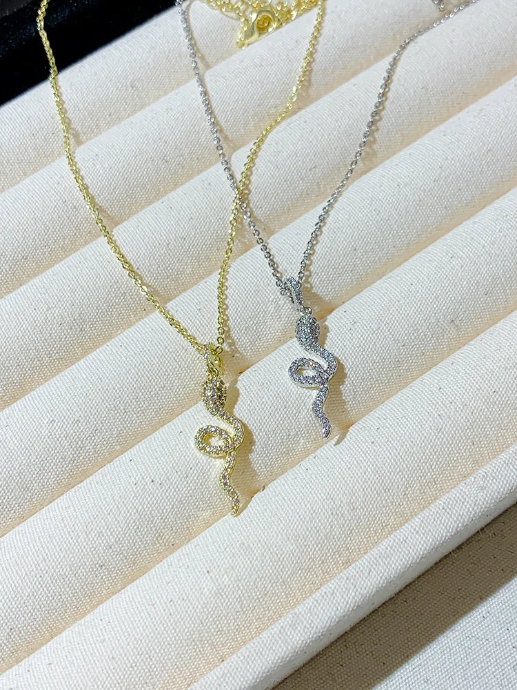 S925 Серебряное ожерелье Змеевидный кулон