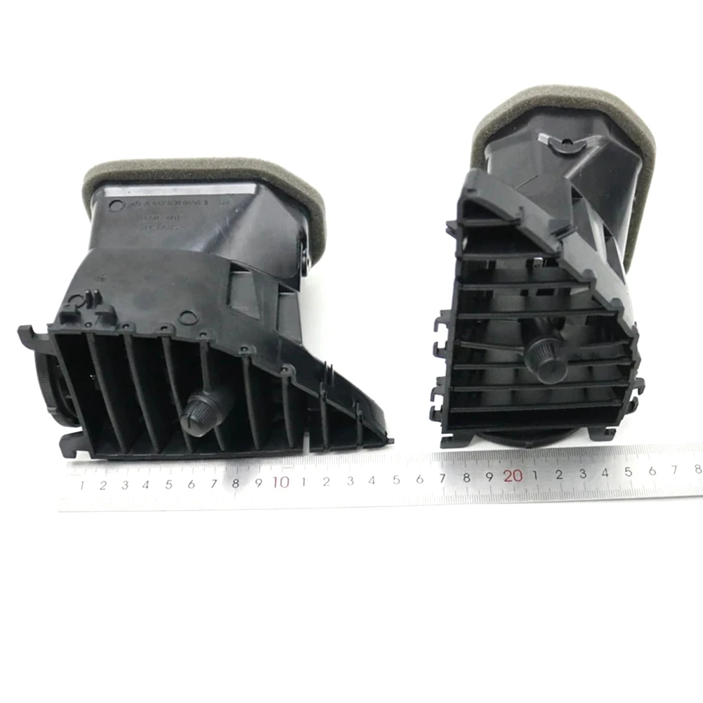 Передняя приборная панель центральная вентиляционная решетка вентиляционные