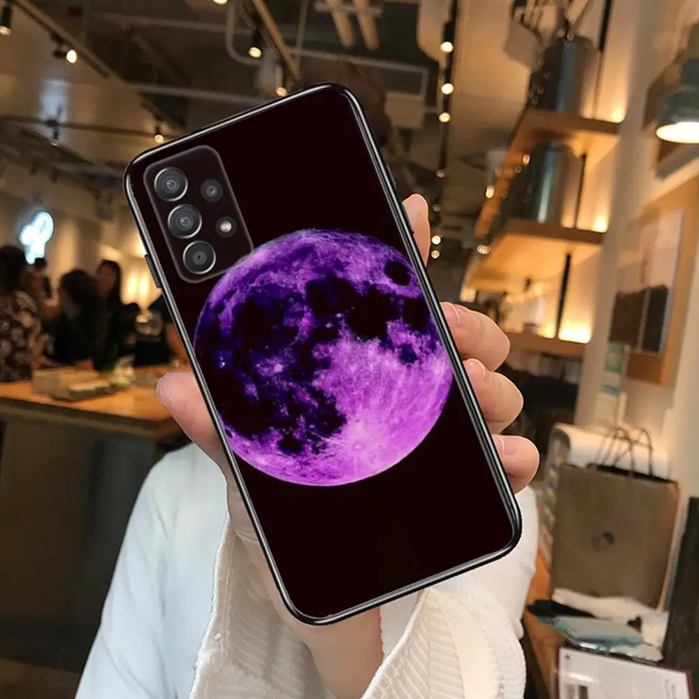 Чехол для телефона с изображением фиолетового пламени и звездного неба корпус