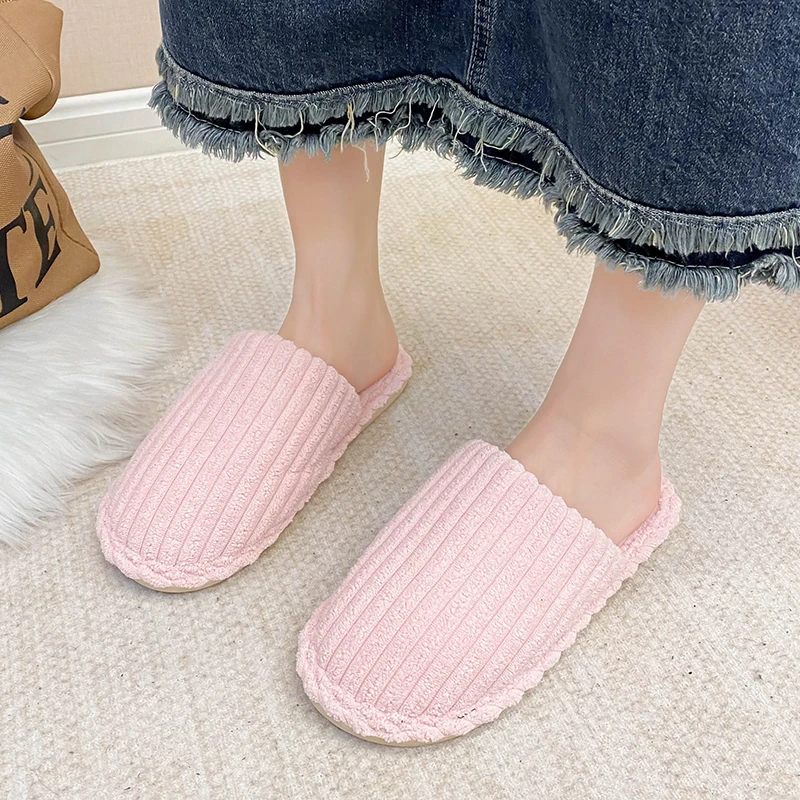 

Замшевые Зимние домашние хлопковые туфли из коровьей кожи 2023 Высококачественная женская обувь на плоской подошве однотонные женские Тапочки