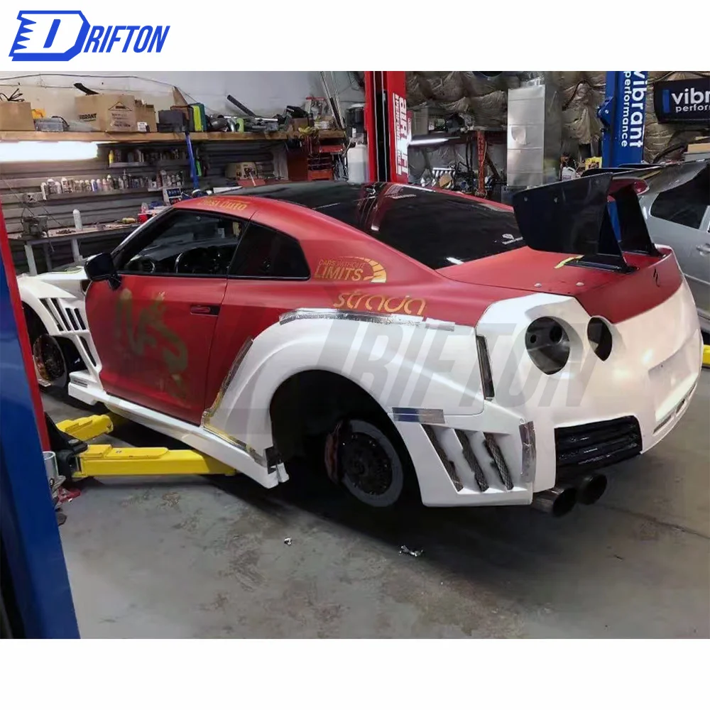 Широкий обвес Var KAMIKAZE R Super Sonic Style для Bodykit Nissan R35 GTR