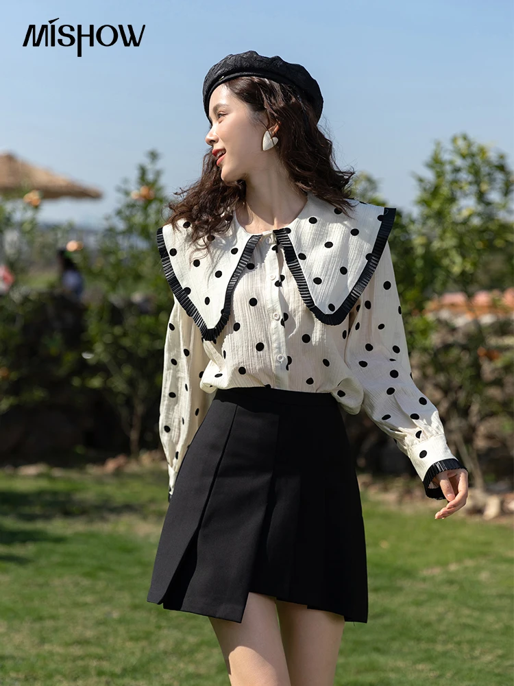 

MISHOW Women Fashion Blouses 2022 New Polka Dots Doll Collar Single-breasted Shirt Sweet Vintage Clothing Female Tops MXB15C0300