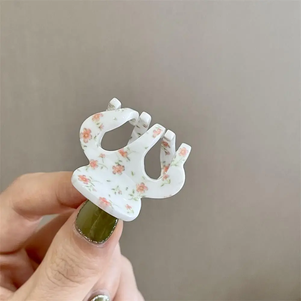 

Acrylic Shark Clips New Heardress Hollow Geometric Hairgrips Flower Hair Claws Korean Shark Clips Women Hair Clips