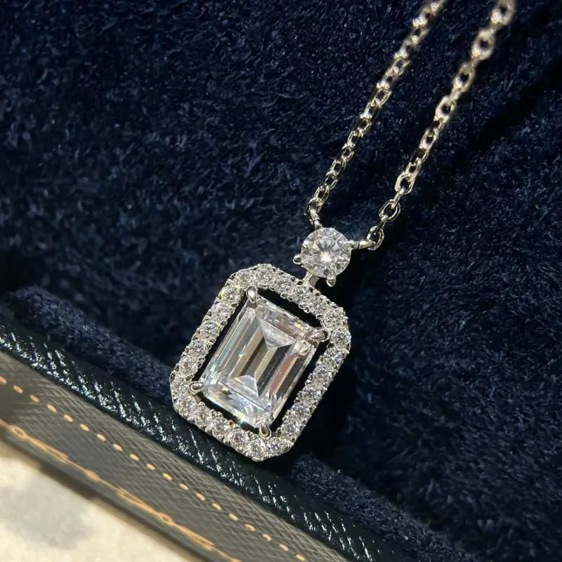 

London Luxury Brand Jewelry High Quality 925 Silver Emerald Cut Diamond Pendant Women's Necklace Charm Gift