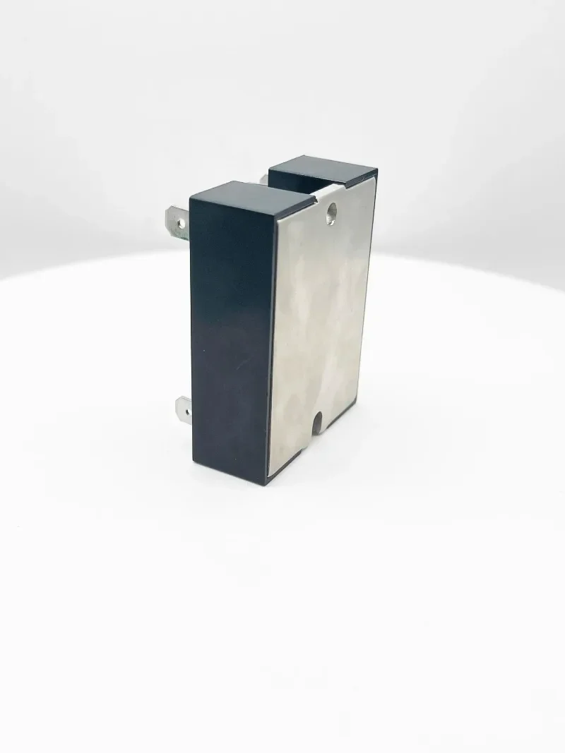 4-полюсное твердотельное реле SCQ 842060 планом TD2420Q