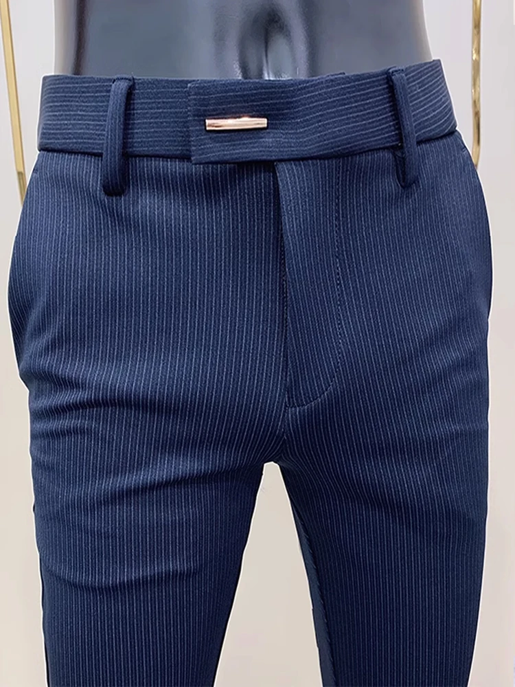 Облегающие брюки с эффектом драпировки в полоску маленькие костюмные мужские