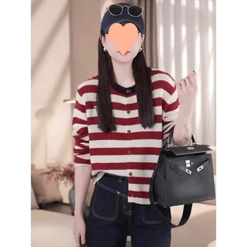 Ранняя осень полосатый вязаный топ женский 2024 новый весенне-осенний кардиган