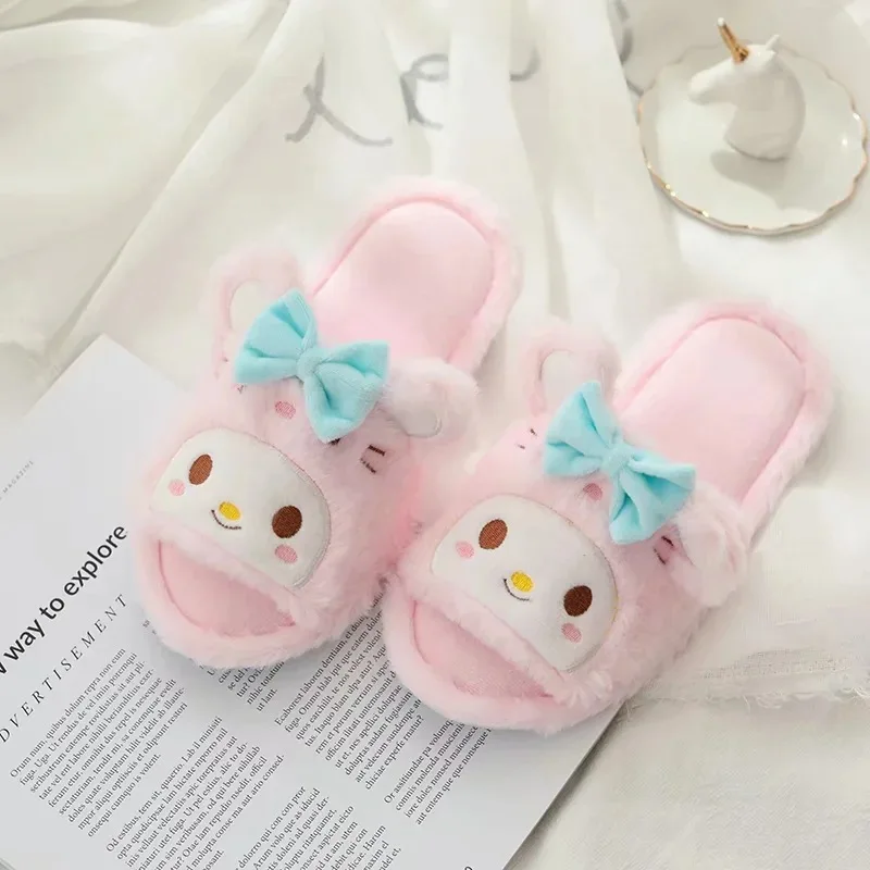 Sanrioed мультфильм аниме Hellokittys Cinnamoroll My Melody Kuromi домашние тапочки Нескользящие