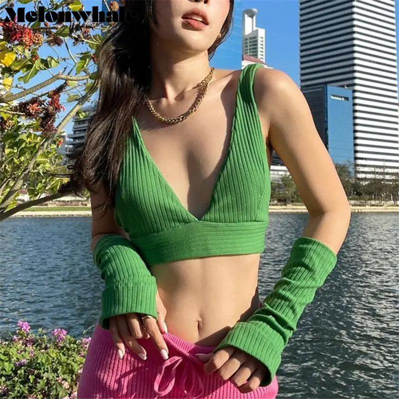 

Женский трикотажный комплект из двух предметов, с V-образным вырезом