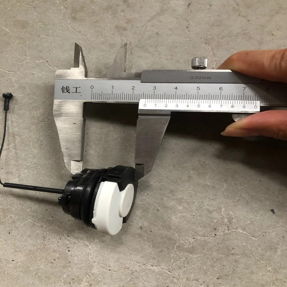 

Топливный наполнитель, крышка бензинового бака для STIHL FC70 FC70C FS40 FS40C FS70R, запасные части
