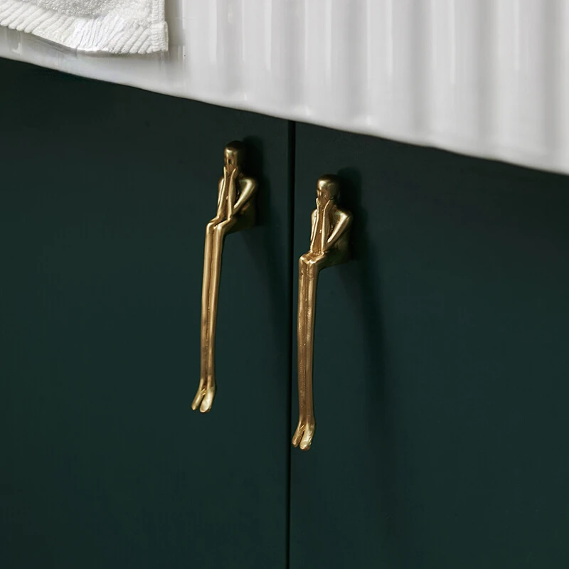 

Brass Drawer Knob Thinker-shaped Furniture Handles Kitchen Cabinet Cupboard Knobs Handles for Cabinets and Drawers Wardrobe Pull