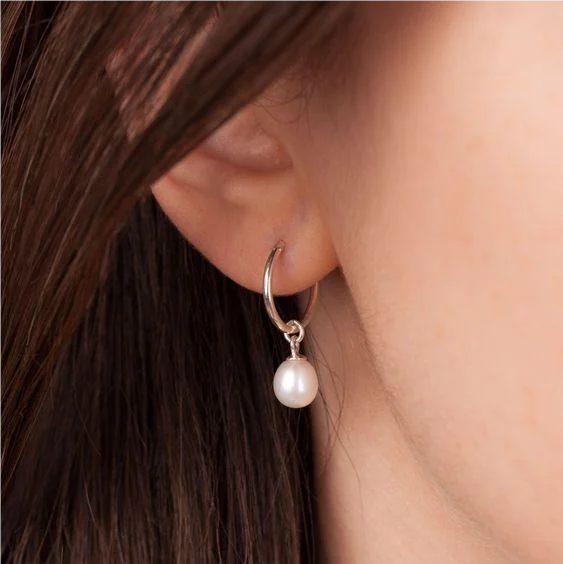 

Fashion Freshwater Pearl with Stainless Steel Hoop Earrings for Women Jewelry Gold Plated Stud Earrings Accessories