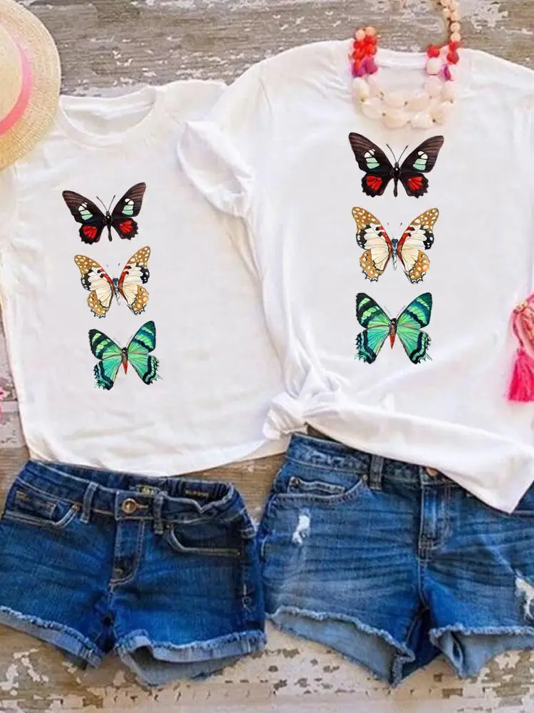 

Футболка женская/Детская летняя с принтом бабочек и графическим принтом