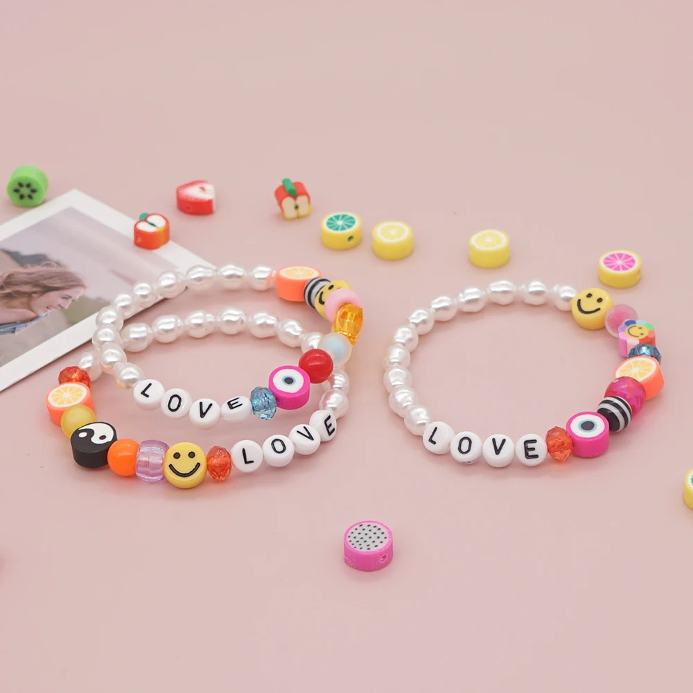 

Бусины ручной работы в стиле бохо с имитацией жемчуга, полимерная глина, аксессуары для рук с надписью Love, оптовая продажа, модные ювелирные изделия, женский браслет