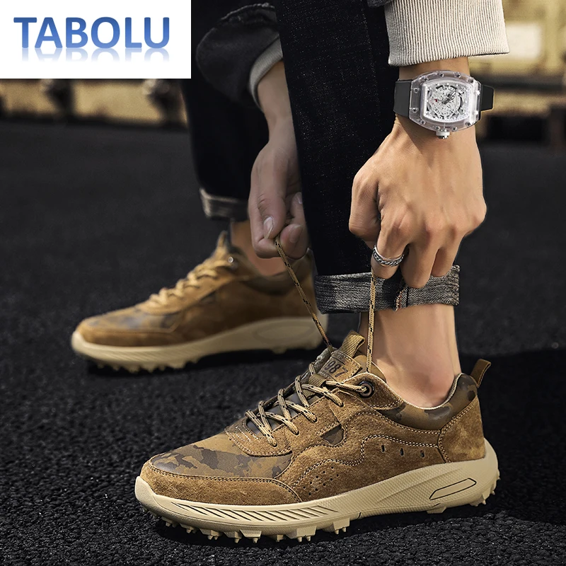 New Men's Professional Golf Shoes Outdoor Non-Slip Comfortable Golf Training Shoes Men's Studless Walking Golf Shoes