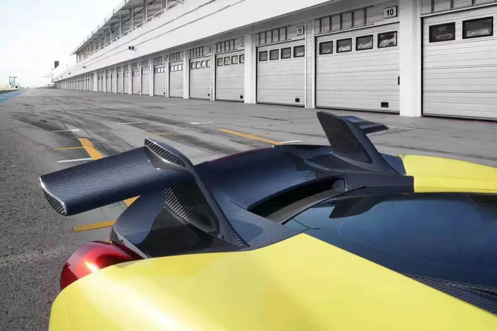 

Carbon Fiber Car Rear Wing Trunk Lip Spoiler Fits For Ferrari 488 GTB 2015 2016 2017 2018