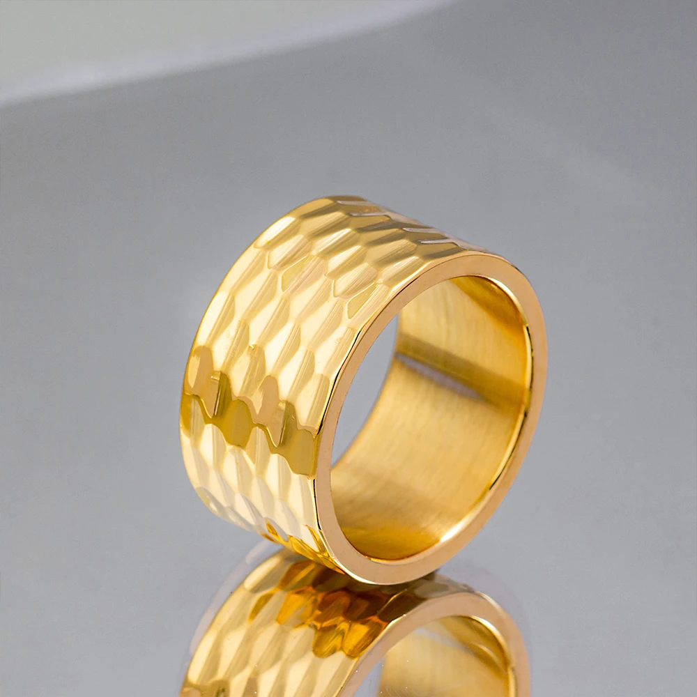 

2023 Boys Fashion New Style Unique Titanium Steel Ring Men Women Ring Anniversary Gifts Party Jewelry Size 7-13