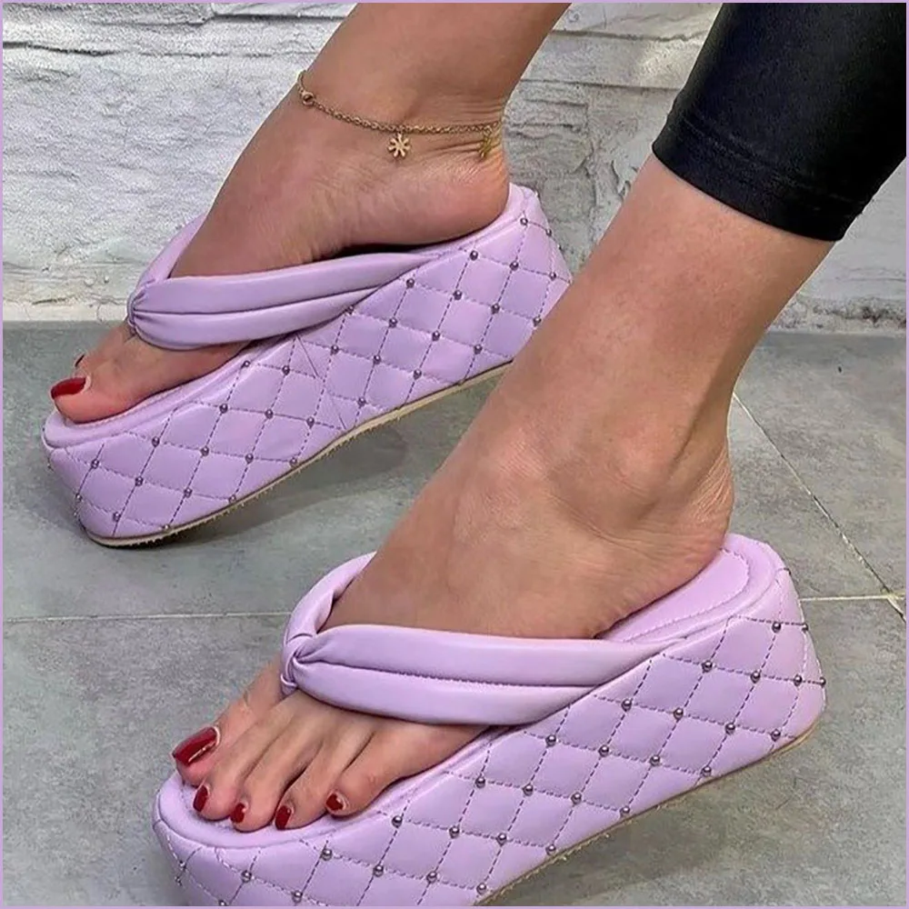 

New Women Platform Flip Flop Fashion Outer Wear Wedge Platform Slippers Luxury Diamond Designer Slides Ladies PU Beach Sandals