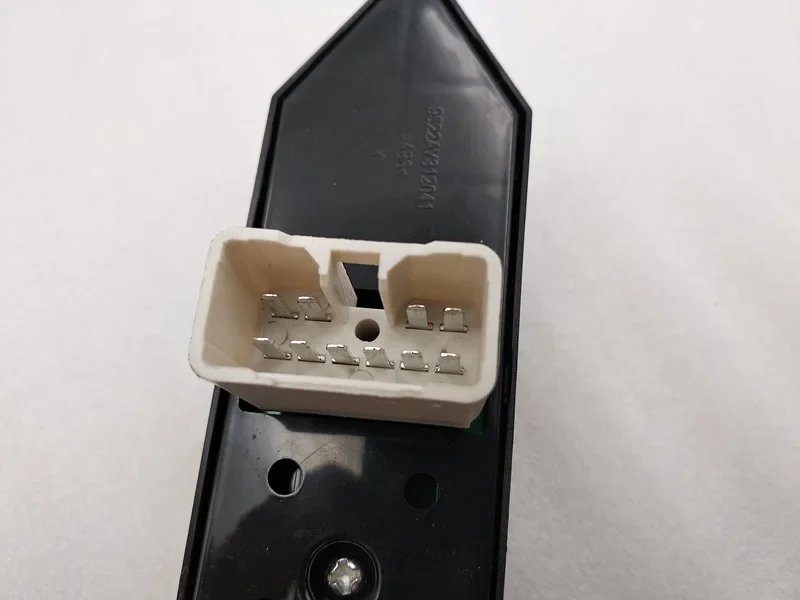 Переключатель Стеклоподъемника для Hyundai Tucson 2003-2009 переключатель