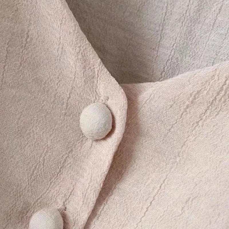 Новая женская однобортная рубашка с V-образным вырезом и эластичным подолом