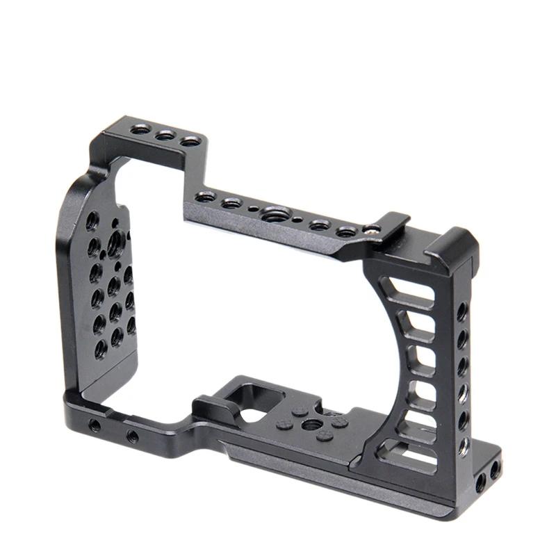 

RISE-Protection Frame For Sony A7C Camera Housing Cage Case With Extend Cold Shoe And 1/4 Hole For Mic Tripod LED Video Light