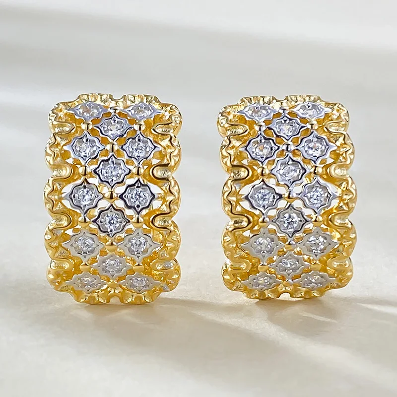 

Italian Textured Carved Diamond Inlaid Metal Hollow Earrings with Retro Palace Style Light Luxury Premium Earrings