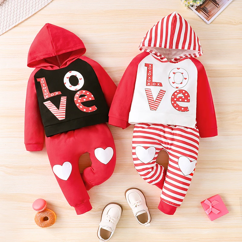 

2Pcs Valentine's Day Kids Baby Boy Girl Sweatsuit Print Hooded Long Sleeve Sweatshirt + Stripe Casual Pants Clothes Set 1-4 T