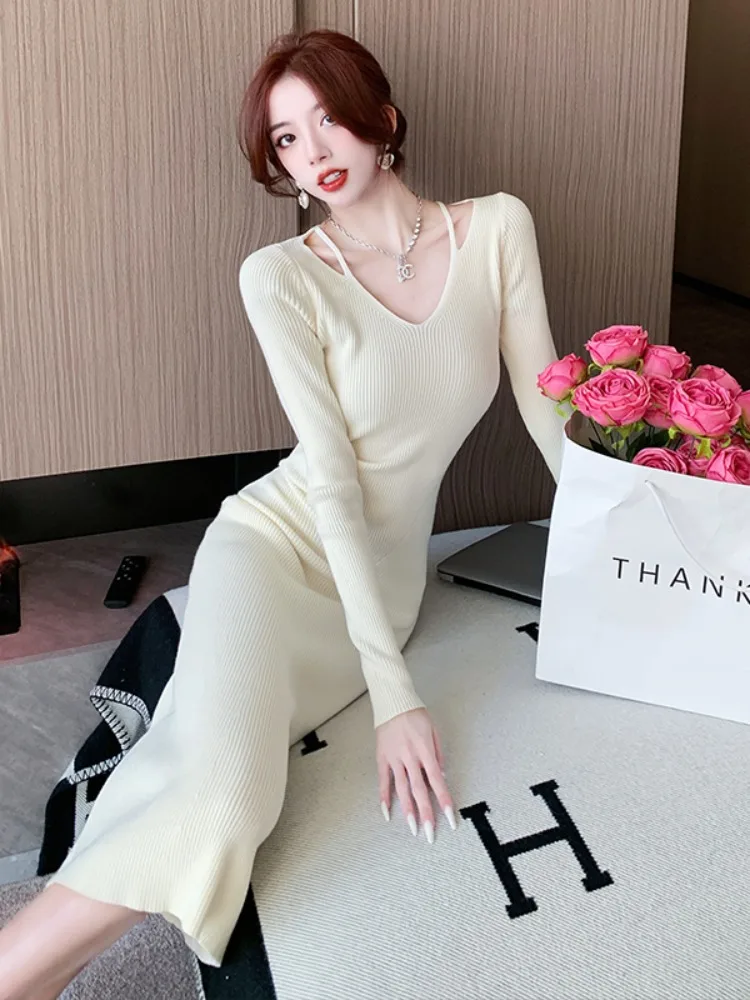 French sle Pure Desire Temperament Slim fit Knitted dress Women New Gyaru Meditation Sweater Dress Design Sense Sheath Skirts