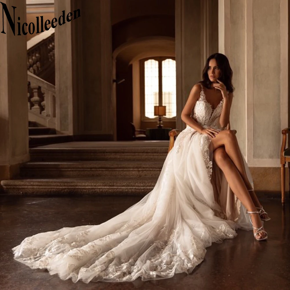 

Nicolle Fairytale Backless Wedding Dresses For Bride V-Neck Lace Appliques Tulle Sleeveless Court Train Vestidos De Novia 2023