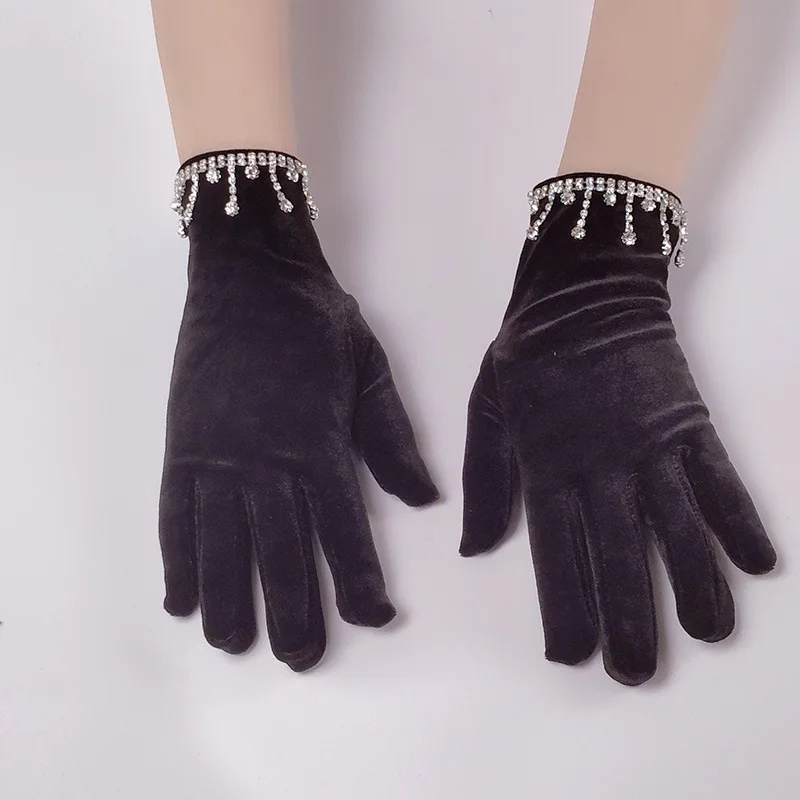 

Retro Velvet Rhinestone Tassel Chain Dinner Dress Gloves Women Full Finger Long Arm Sleeves High Elastic Driving Mitten H47