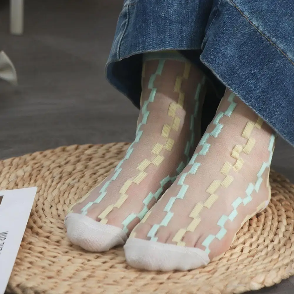 Сетчатые стеклянные шелковые кружевные прозрачные носки Cloud Love Heart Crystal Silk Stripe Mid