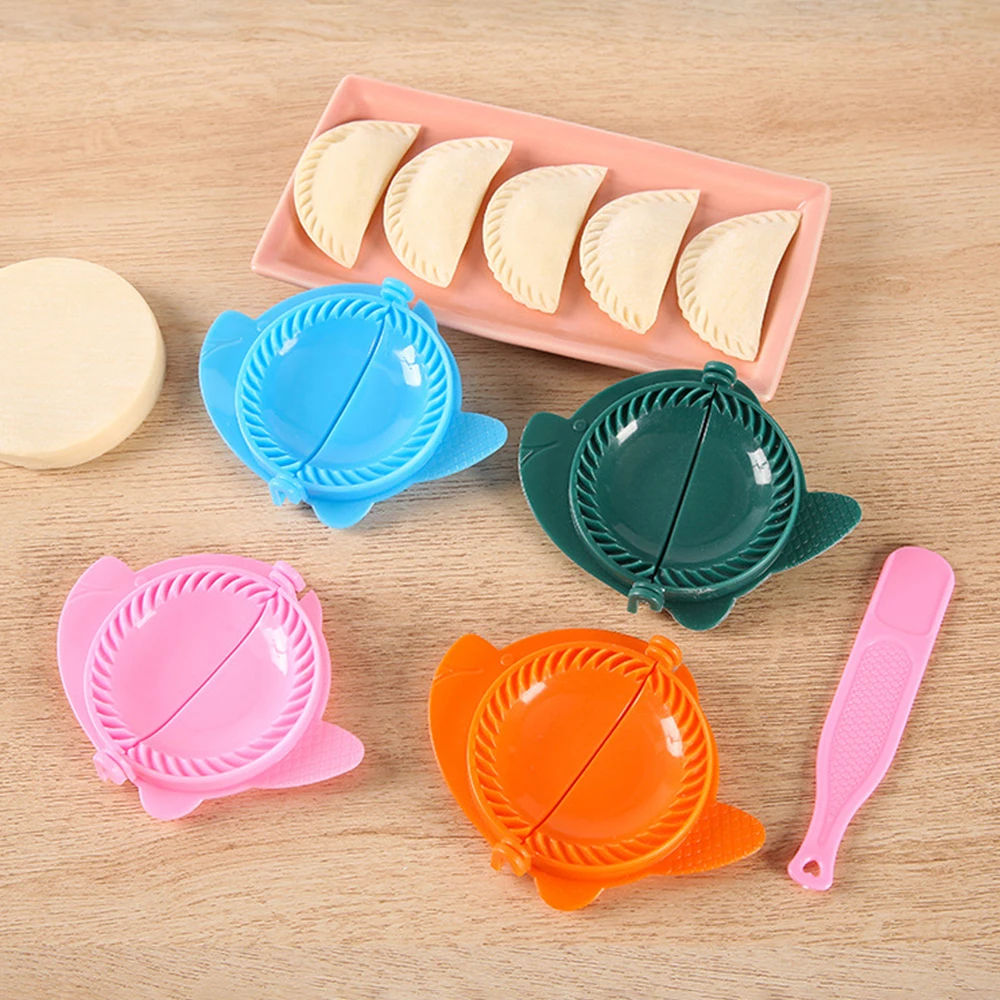 

Dumpling Mold DIY Dumplings Maker Dough Pressing Tool Dumpling Skin Pressing Tool Manual Wrapper Portable Kitchen Tool