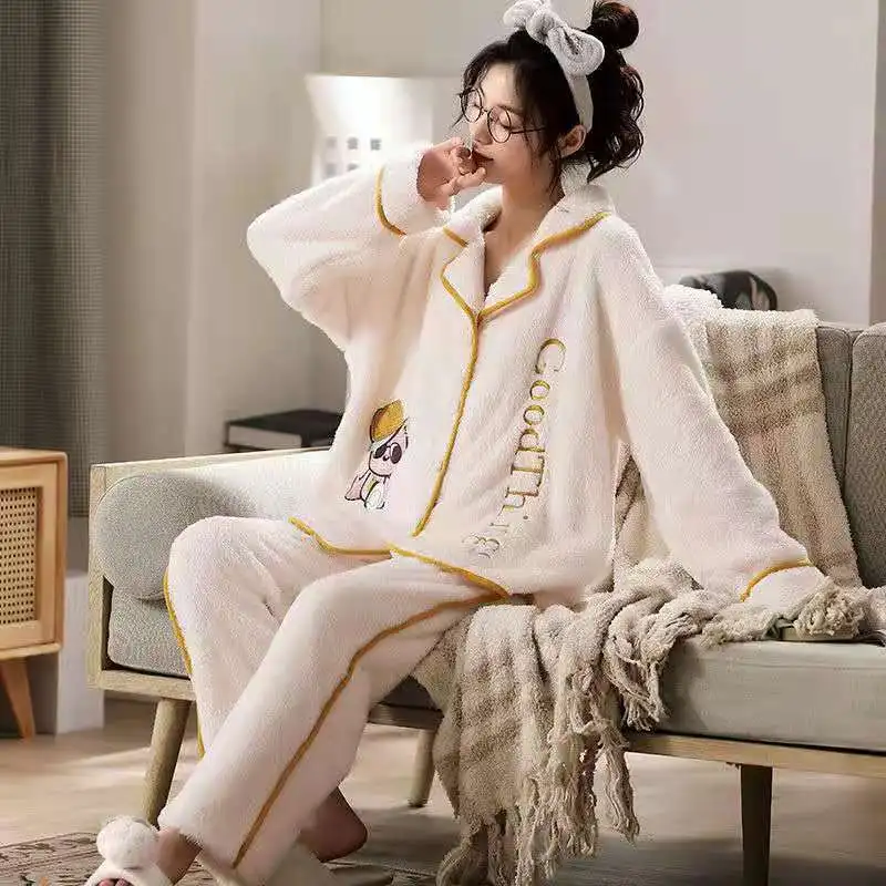 Women's Winter Two Pieces Pajama Suit Length To The Ankle Polyester Warm Comfortable Lapel Breasted Leisure Wear With No Hat