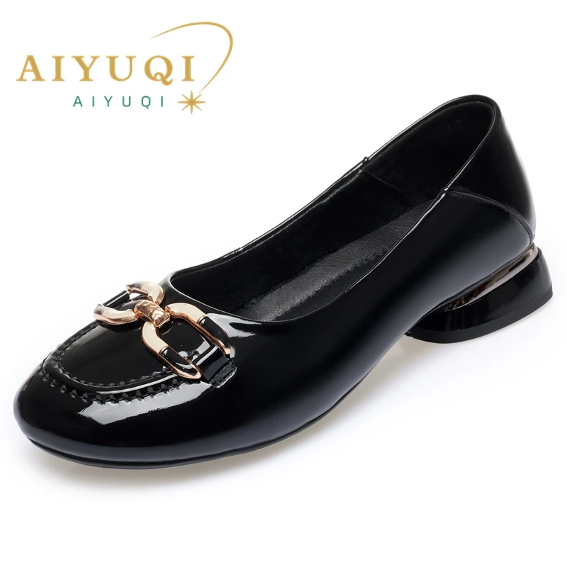 AIYUQI Peas Shoes Women Non-slip Large Size 41 42 43 Shallow Mouth Women Spring Shoes Middle-aged Patent Leather Women Shoes