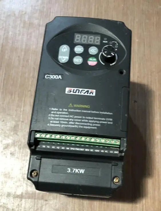 

C300A-2S0037L 220 в 85% кВт; Б/у, новый; 3 месяца гарантии, бесплатная доставка