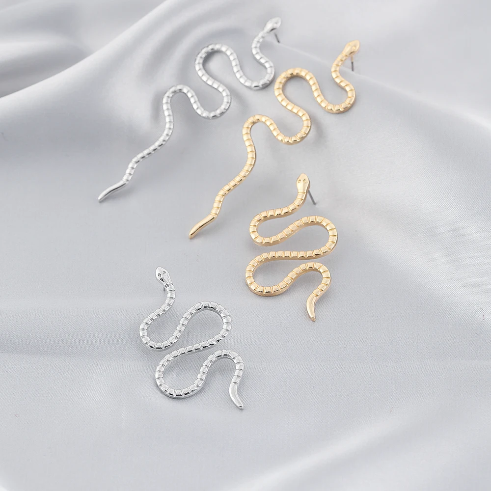 

Lost Lady New Exaggerated Animal Metal Snake Pendant Stud Earrings Temperament Trend Fashion Creative Earrings Wholesale