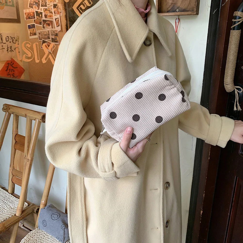 

Corduroy Women Make-up Bag Polka Dots Print Vintage Organizer Clutch Bags Portable Soft Casual Cosmetic Bag for Teenage Girls
