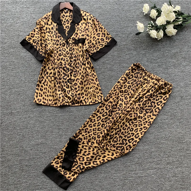 

Women Satin Pajamas Set Spring Autumn Leopard Print Pyjamas Home Sleepwear Nightwear Clothes