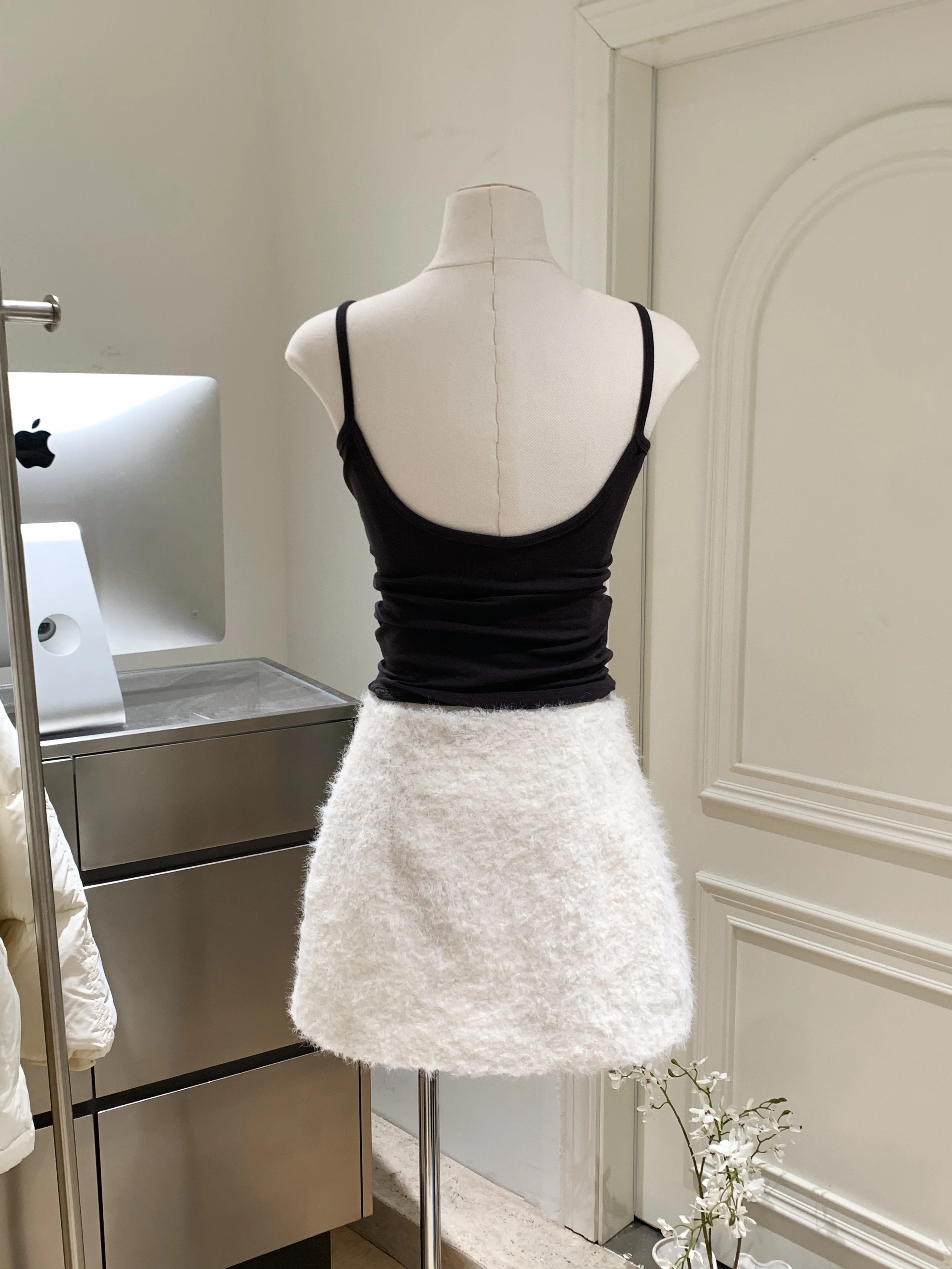 2025 женская однотонная маленькая ароматная короткая юбка с высокой талией и