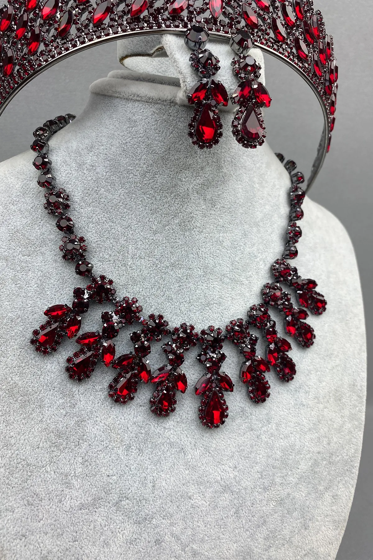 

Burgundy Mia Bridal Henna Crown and Necklace Set