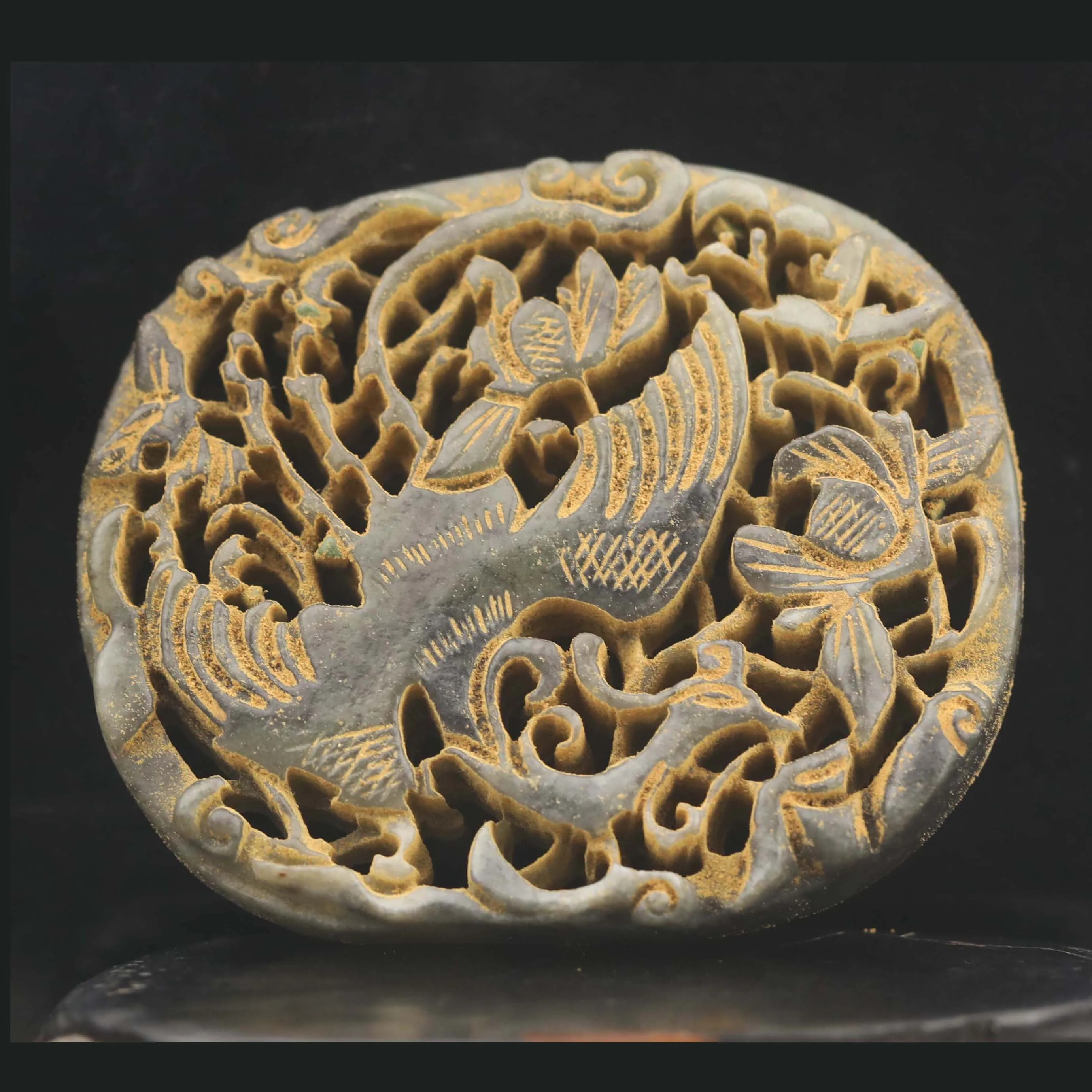 

Старый китайский натуральный нефритовый подвеска Феникс и цветок с отверстиями