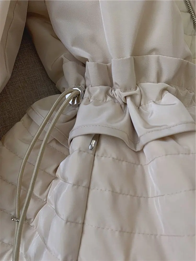 Женская спортивная куртка свободного кроя с карманами