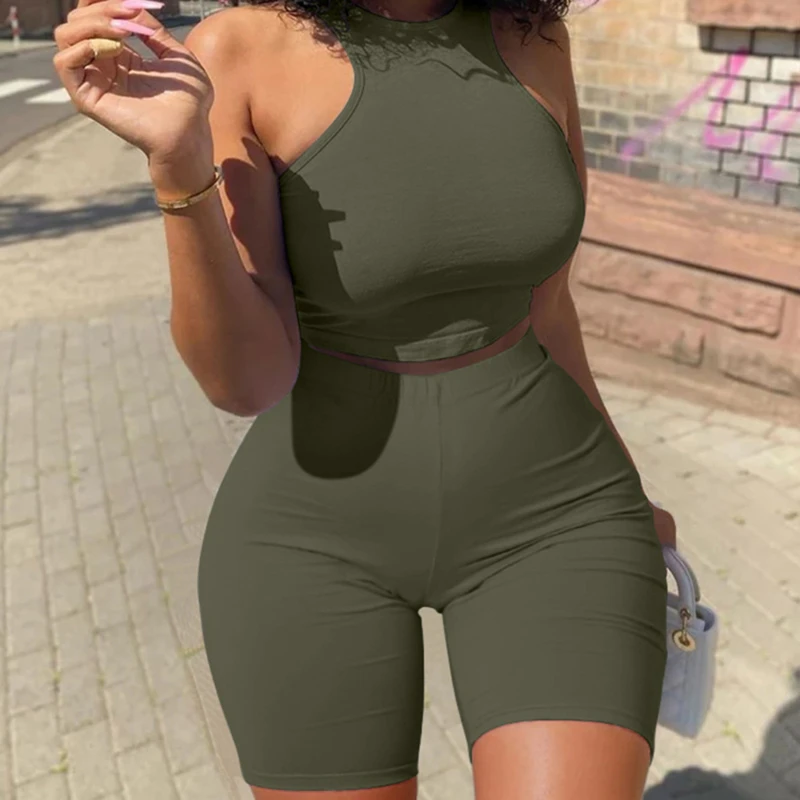 

2022 Trendy Yoga 2 Piece Set Tracksuit Women Sleeveless Vest Crop Top Shorts Sportswear Casual Fitness Sport Outfit Streetwear