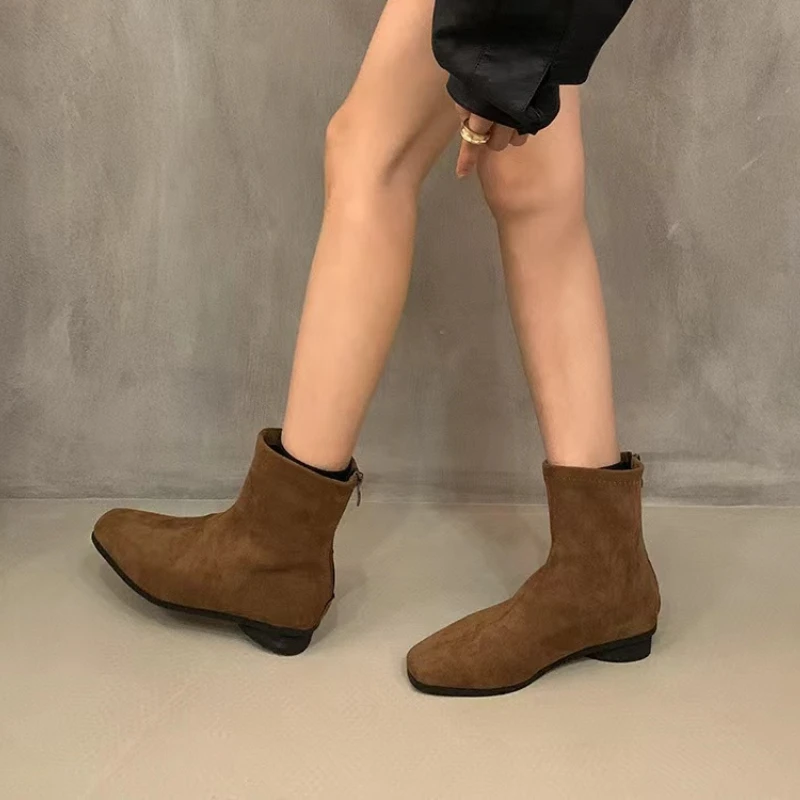 Обувь Сапоги до середины икры. Женские низкие кожаные сапоги икры с острым