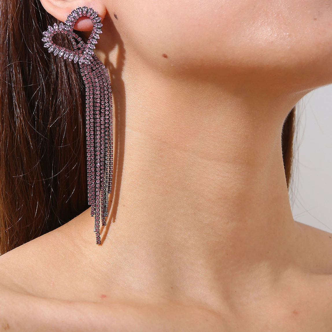

2022 New Heart-shaped Rhinestone Long Tassel Earrings for Woman