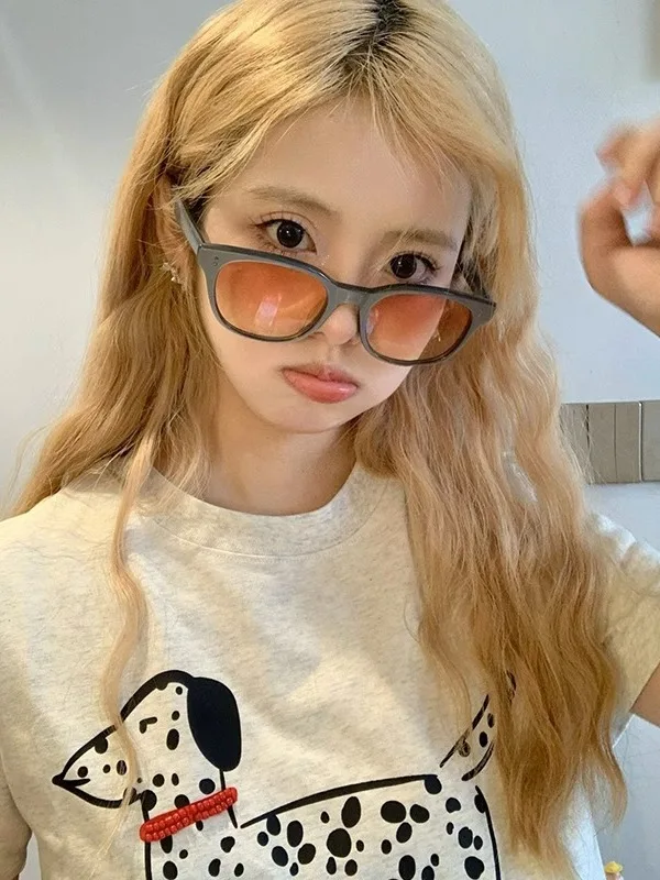 Футболка женская короткая в американском стиле облегающий топ с коротким