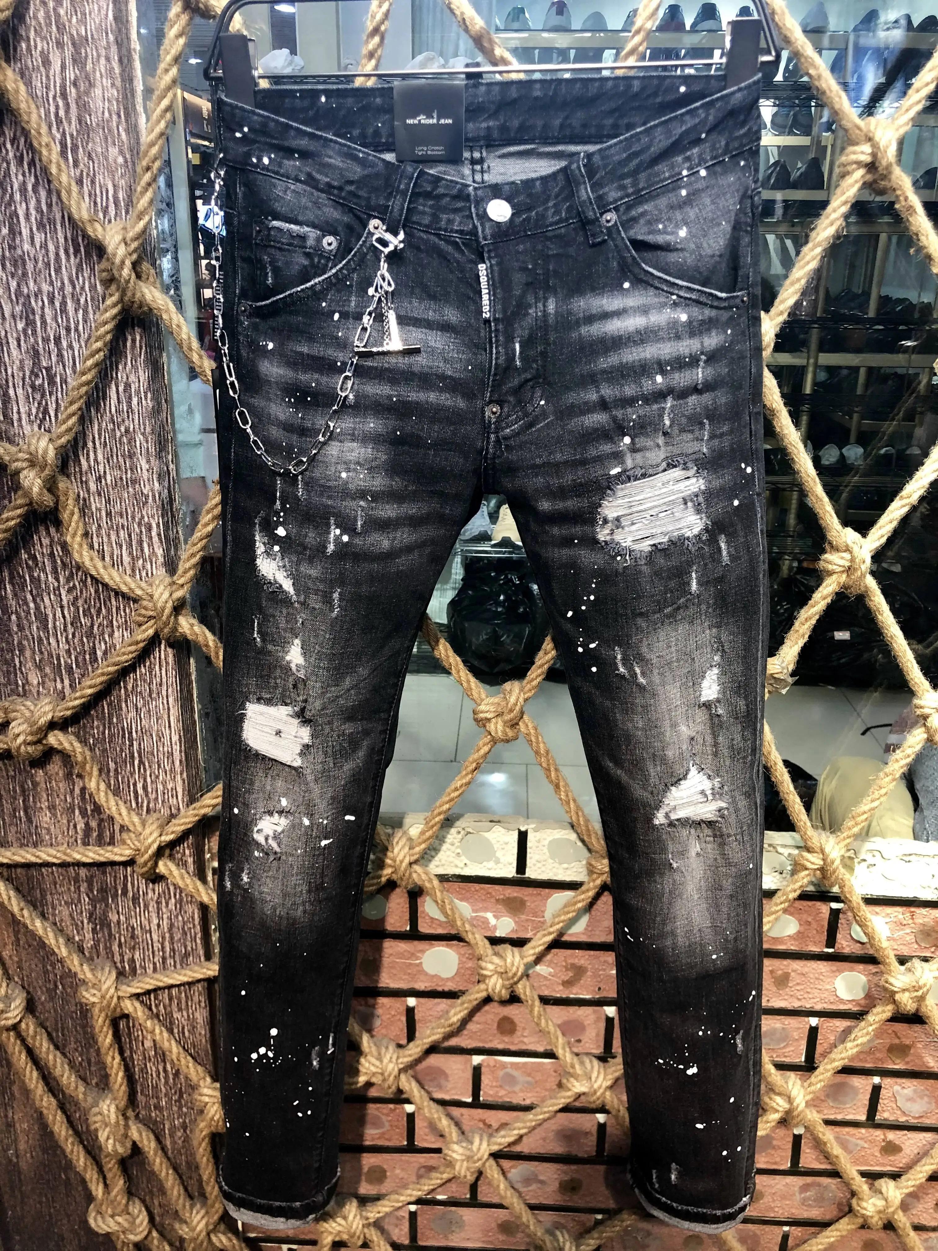 

D2 White Splatter Print Ripped Jeans Dsquared2 Couple Chain Embellished Jeans Boyfriend Gift Distressed Streetwear 44 46 52 9603