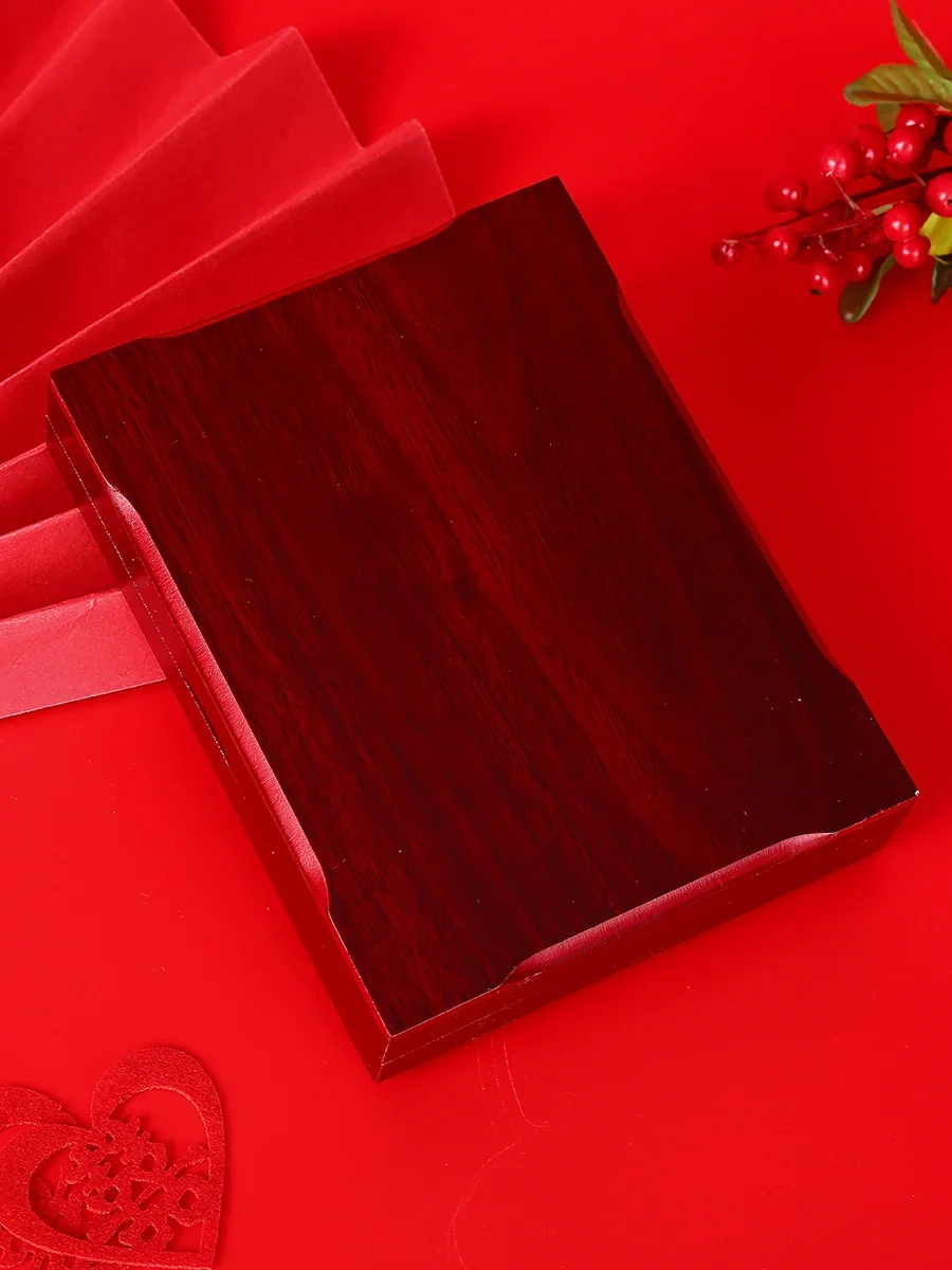 Товары для празднования коробка с сертификатом брака красная записная книжка